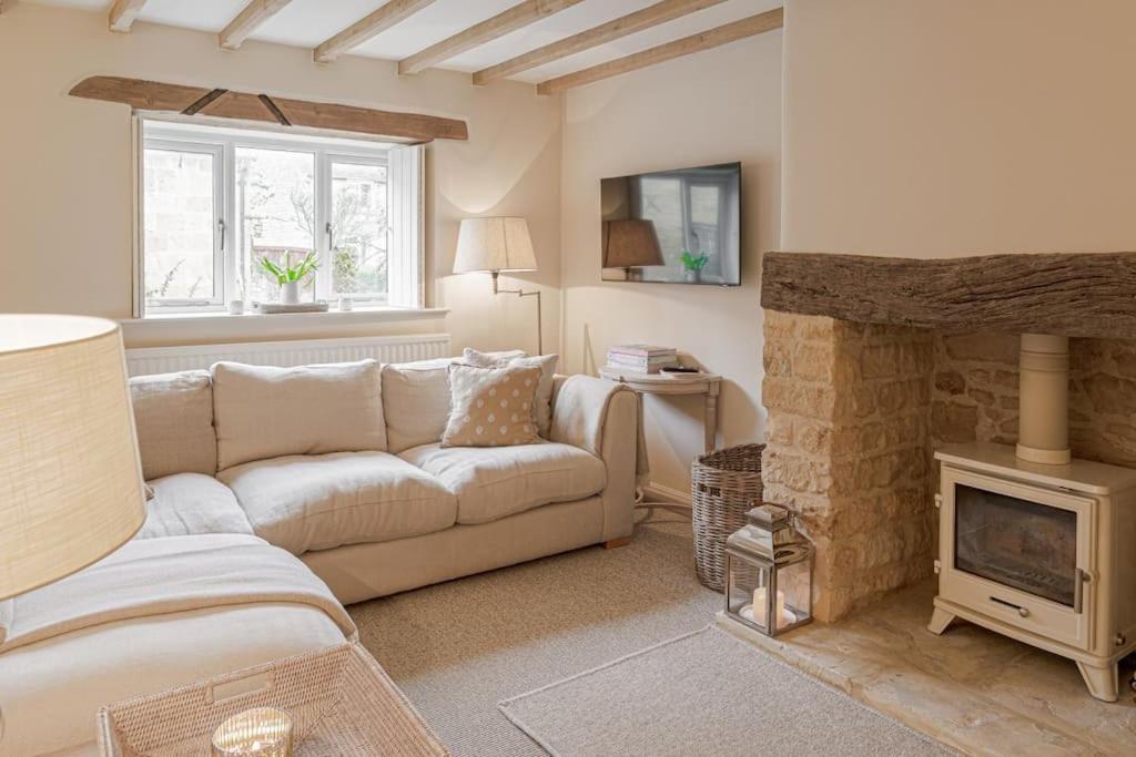 East Barn Cottage - Refurbished Barn Conversion! Weston Subedge Zewnętrze zdjęcie