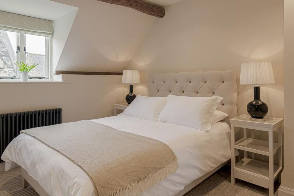 East Barn Cottage - Refurbished Barn Conversion! Weston Subedge Zewnętrze zdjęcie