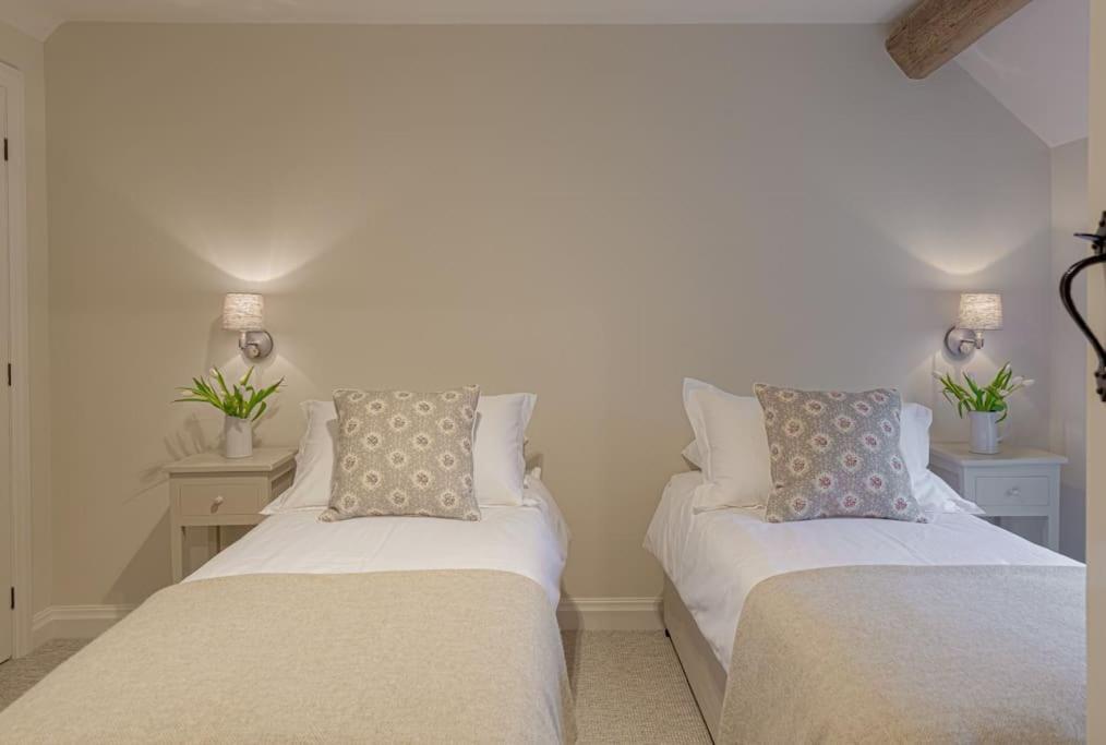 East Barn Cottage - Refurbished Barn Conversion! Weston Subedge Zewnętrze zdjęcie